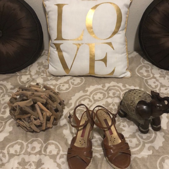 Good condition - Picture 1 of 2